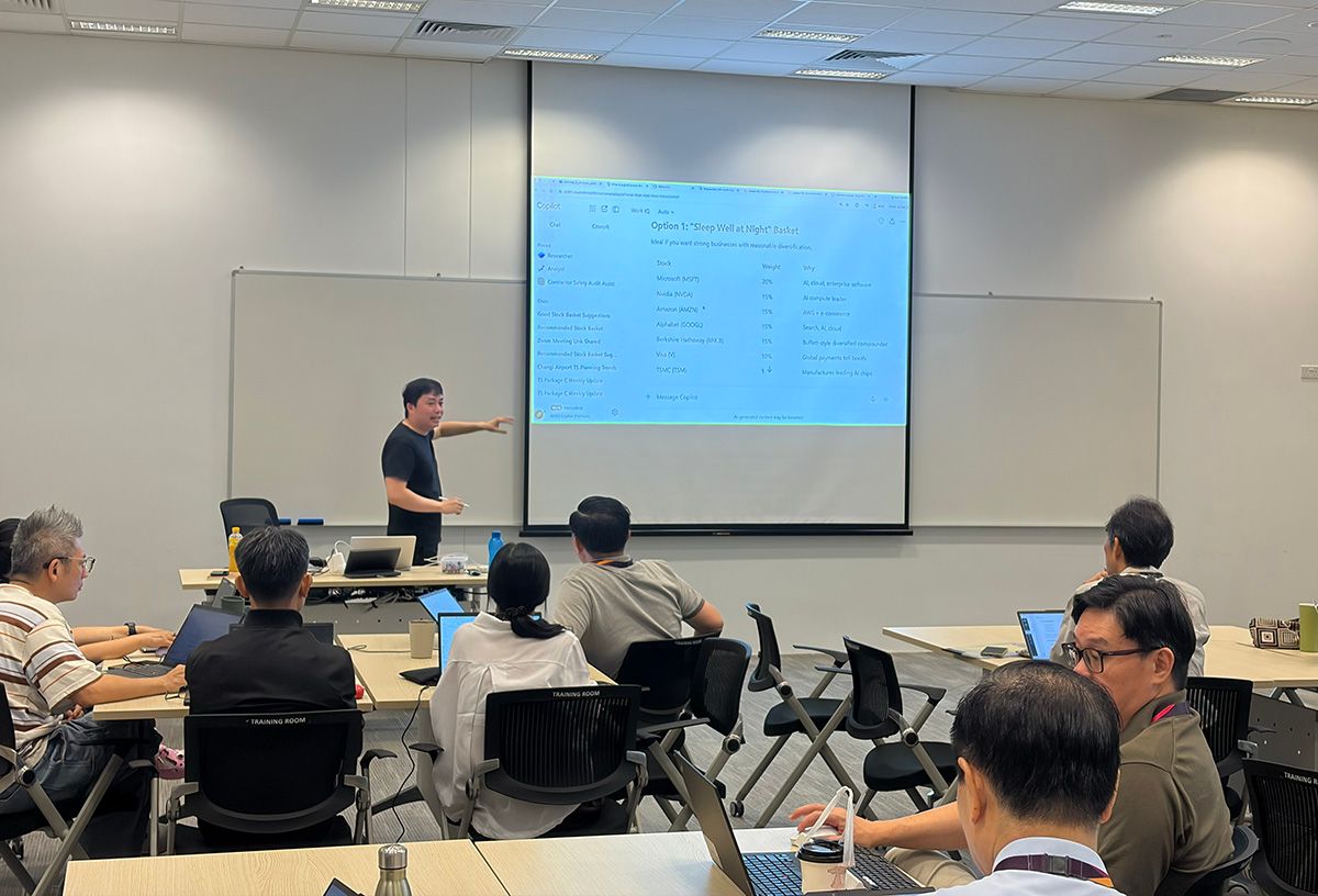 Demonstrating AI-assisted prompting using Microsoft Copilot during the Changi East GA100 programme
